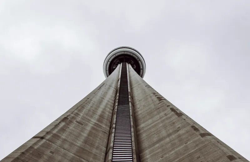 CN Tower: l'icona architettonica canadese