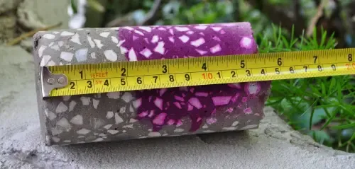 Prova colorimetrica alla fenolftaleina per valutare la profondità della carbonatazione nel calcestruzzo armato