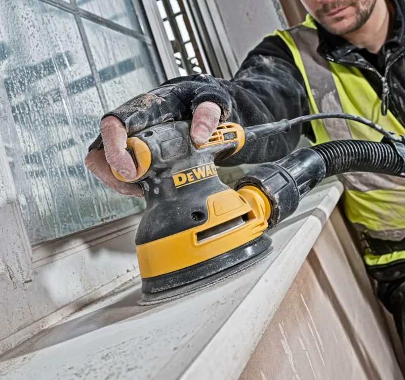 Levigatrici Orbitali: DEWALT 6423-QS VS BOSCH PEX 270 AE