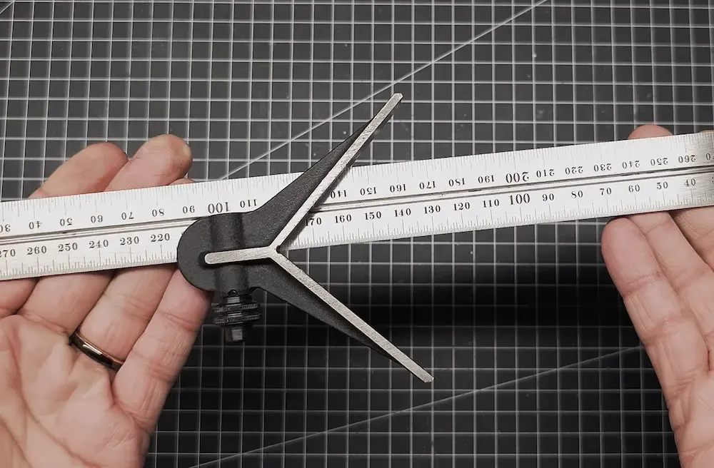 Il trova centri di una squadra combinata Starrett